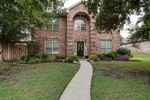 Striking Curb Appeal